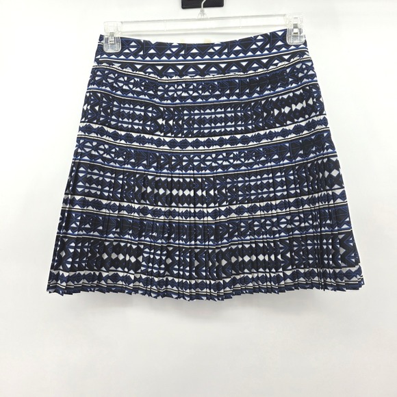 J.Crew Dresses & Skirts - J.Crew Pleated Mini Skirt Blue Black Geometric Print Womens 0 Casual Office